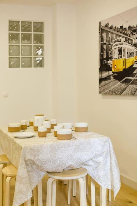 Lisbon Place - Historic Center With Terrace Bagian luar foto