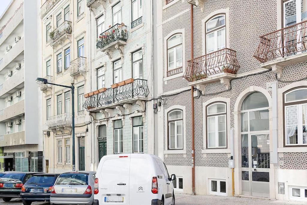 Lisbon Place - Historic Center With Terrace Bagian luar foto
